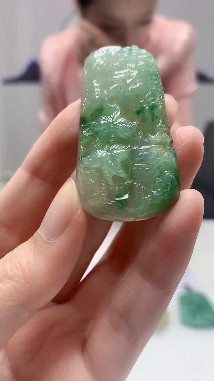 【闪购商品】定制翡翠未镶嵌4852zm-毛货挂件73山水