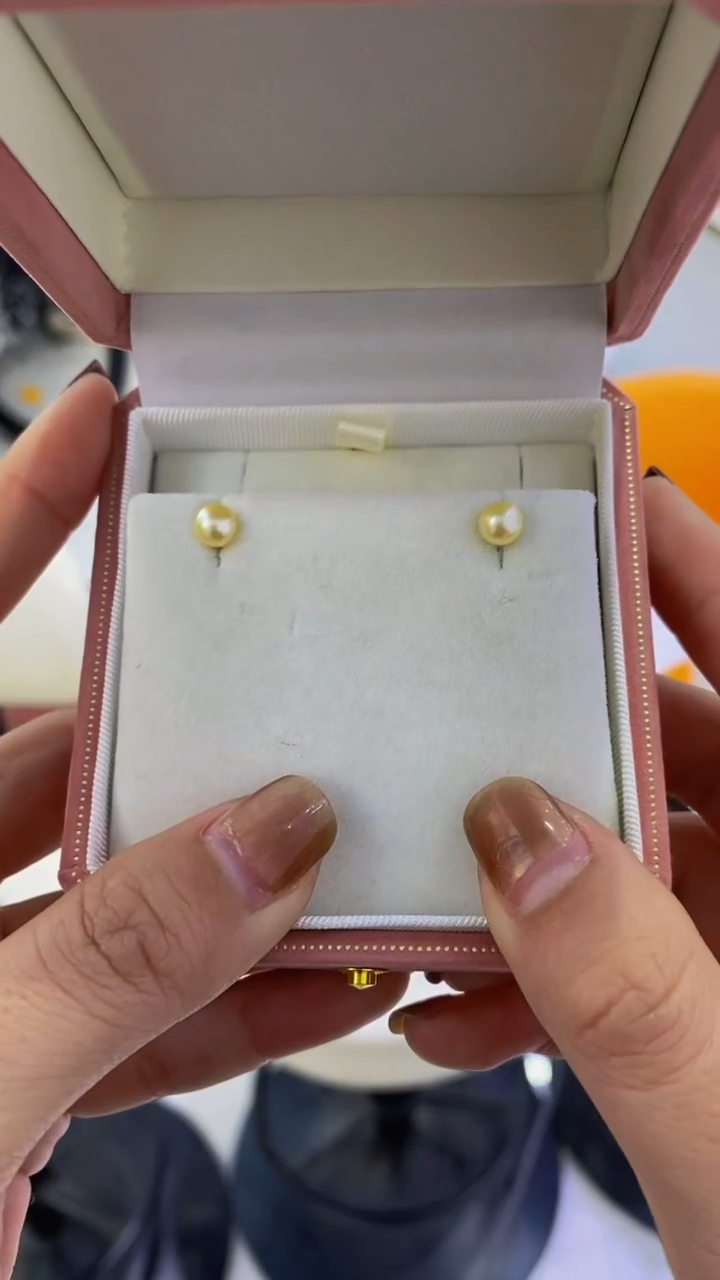 【闪购商品】海水珍珠耳钉18K金镶嵌5-6mm akoya羽皇金耳钉 