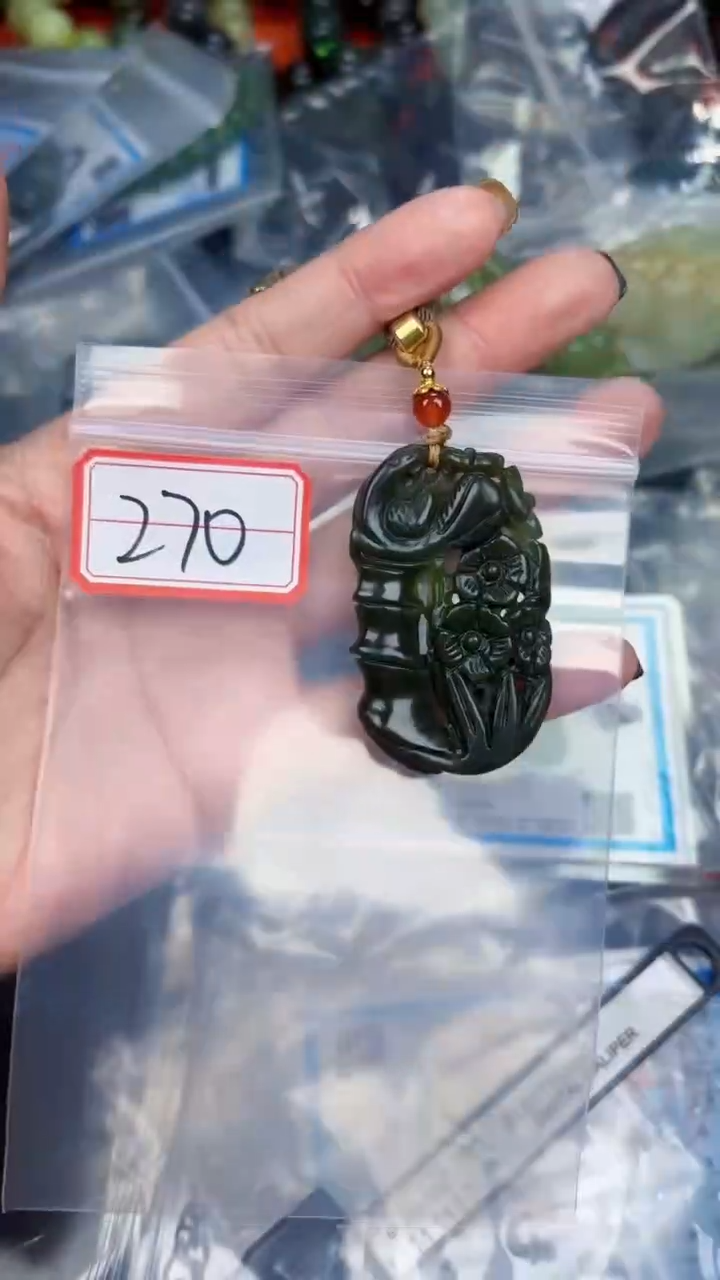 颈饰未镶嵌和田玉和田玉