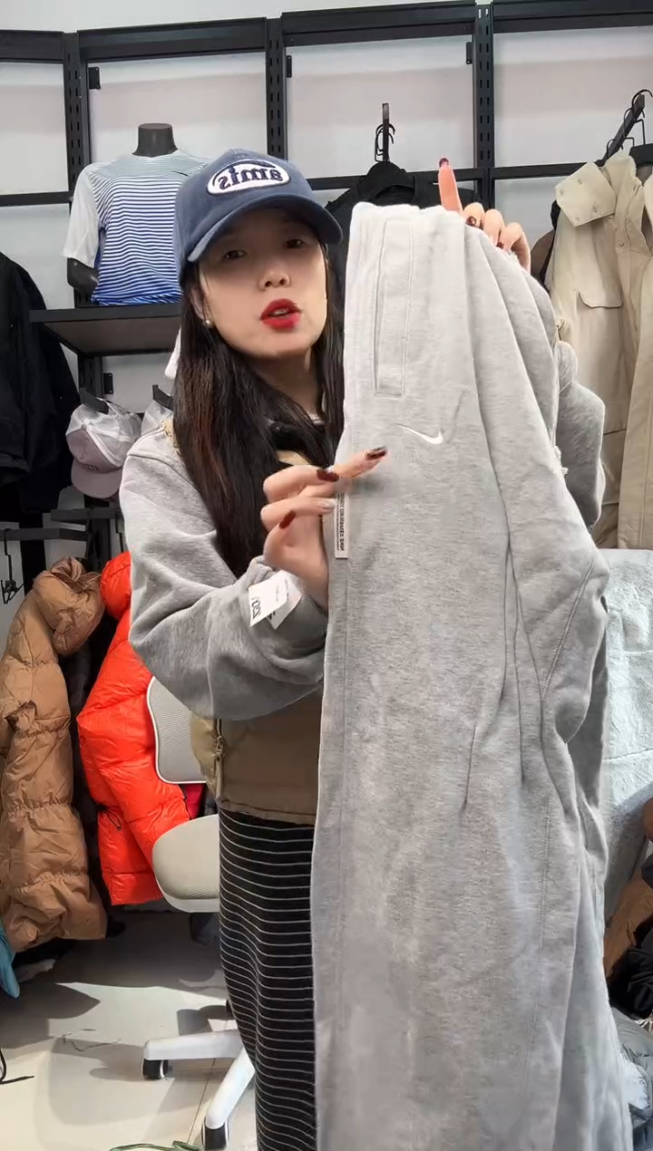 2342   编码  瑕疵直播间过款为准 尺码  ·  M