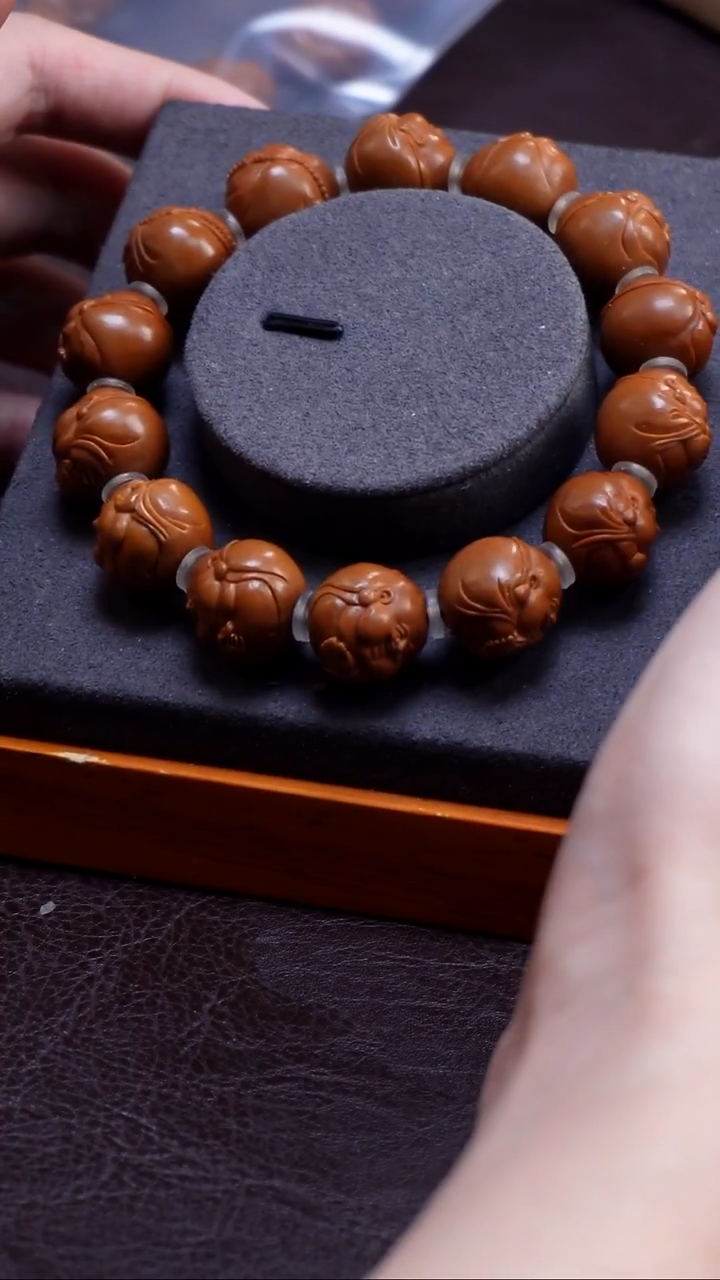 手串/手链橄榄核圆弥勒