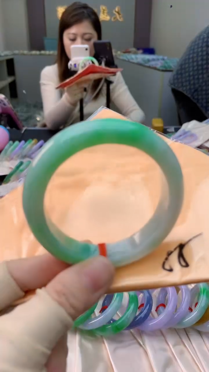 未镶嵌手镯翡翠0919895939