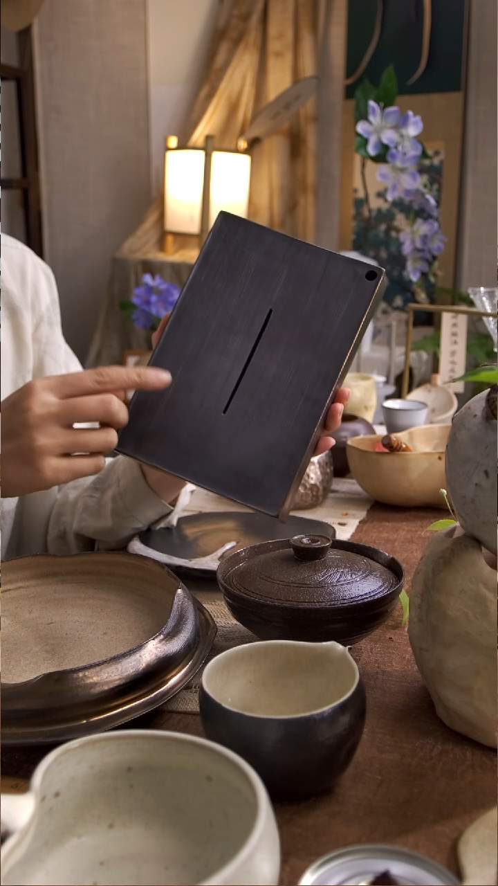 陶瓷便携款自在黑金长方蓄水壶承ZZS00323