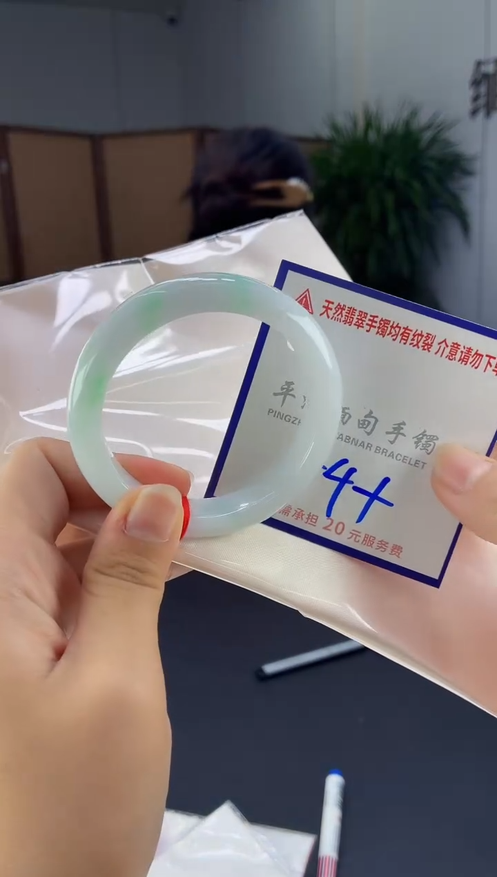 翡翠手镯未镶嵌1111111111