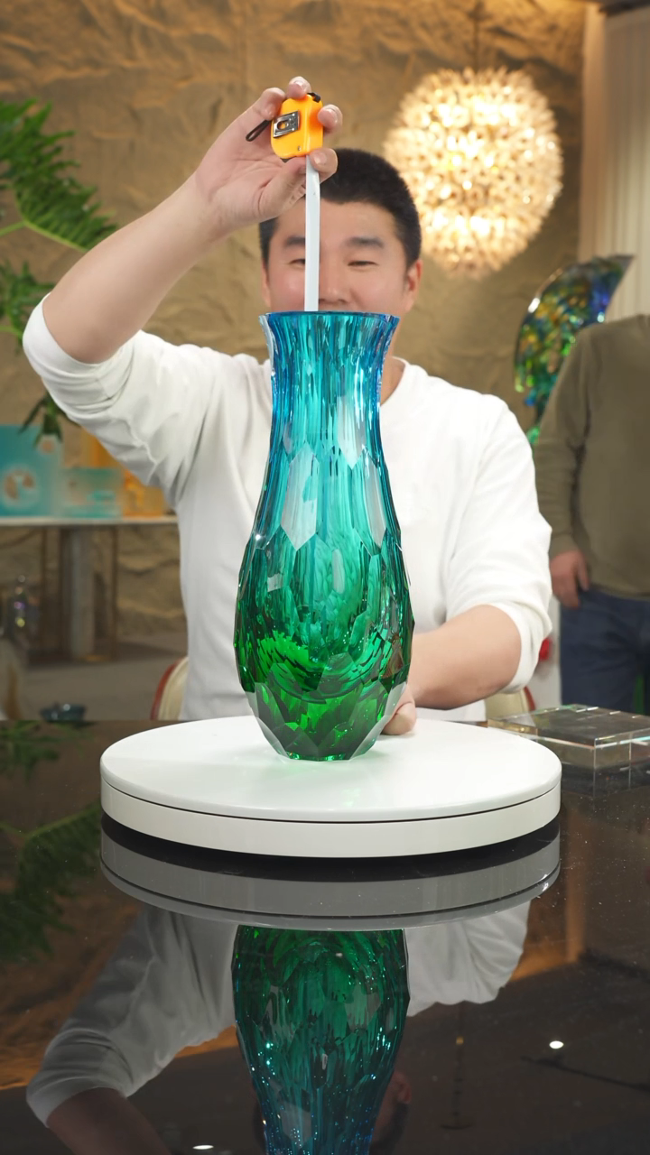 【闪购商品】摆件福利蓝绿凹切面花瓶