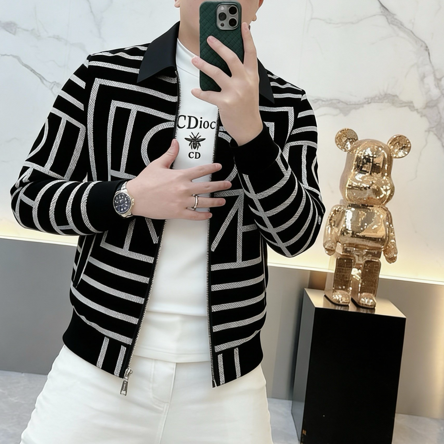 男装夹克欧货秋季新款翻领字母印花时尚潮牌轻奢型男修身翻领外套