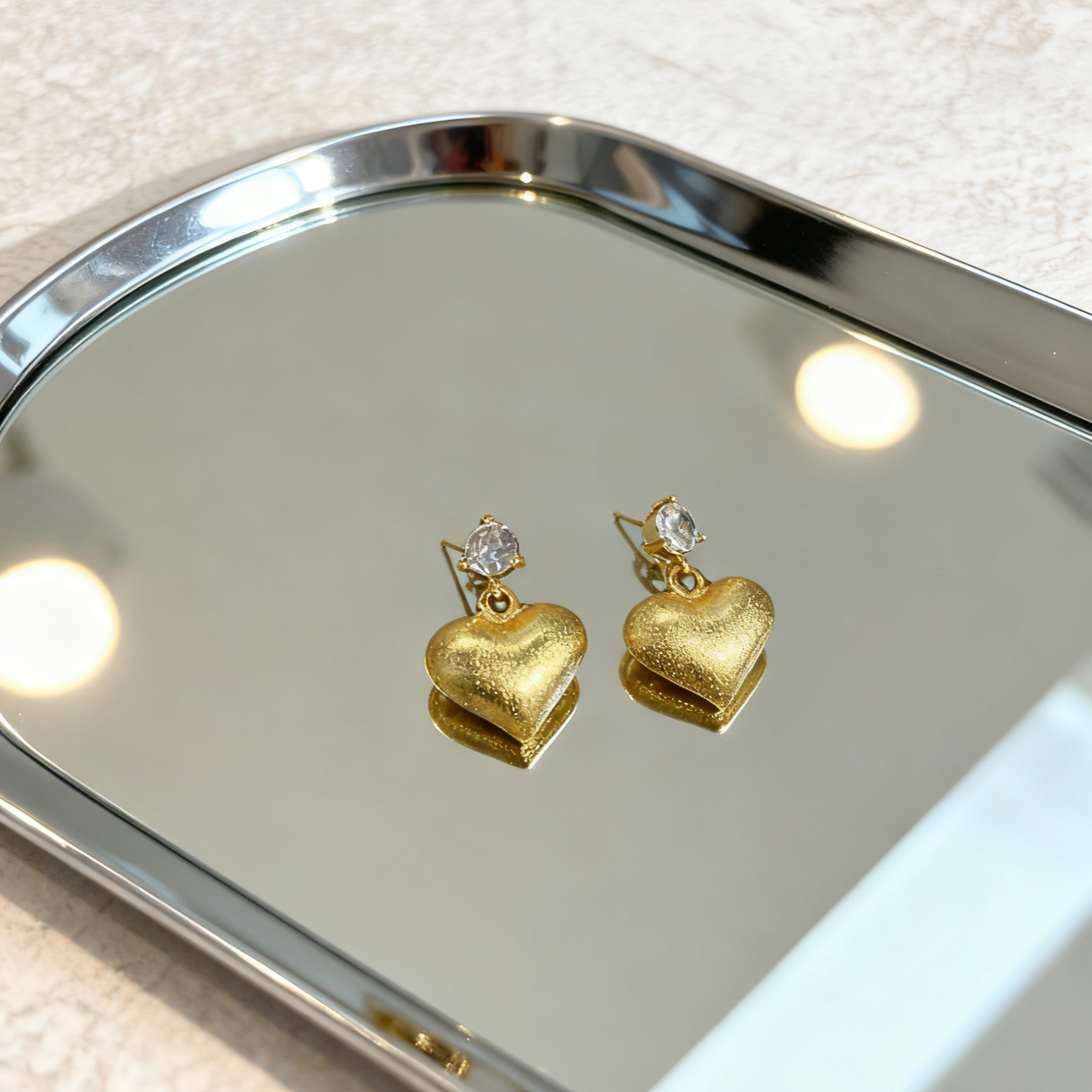 【越美丽】-爱心-V金意大利拉丝精工质感高级极简耳饰dj0114