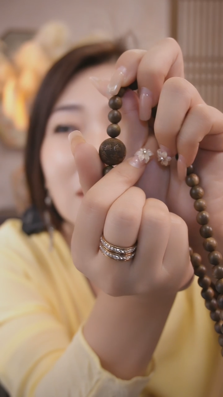 沉香碎屑沉香养香双棋共生双圈高山原料醇化脖挂