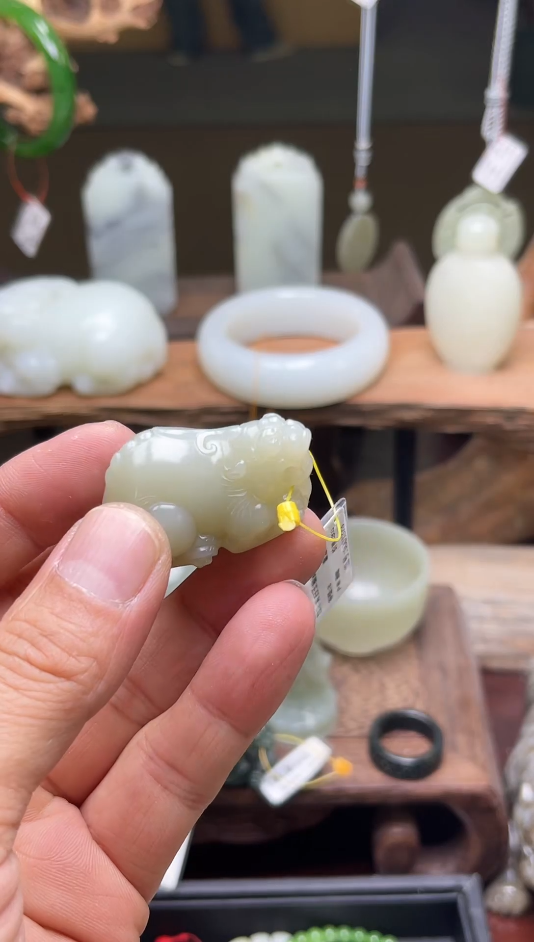 【闪购商品】和田玉吊坠未镶嵌且末青白 貔貅9001373