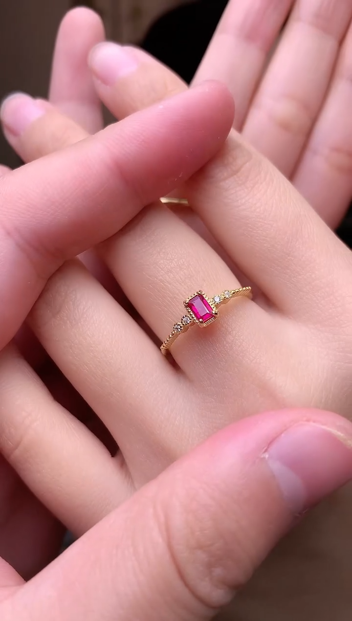 【闪购商品】红宝石戒指银S925镶嵌戒指