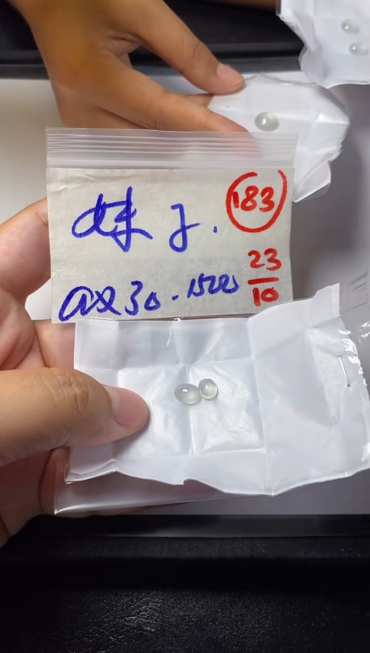 未镶嵌定制翡翠妹*缅甸天然翡翠A货183