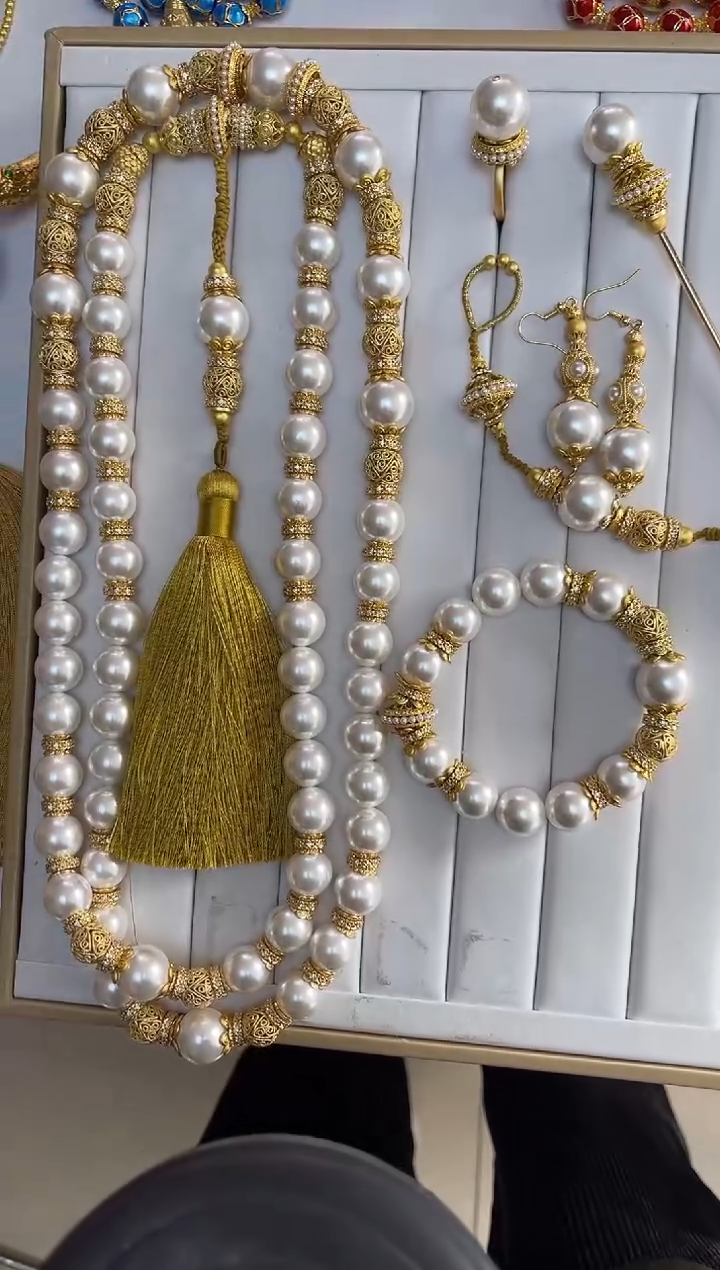 【闪购商品】臣妾做不到款全套