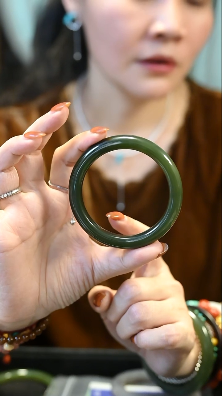 未镶嵌手镯和田玉59圈口