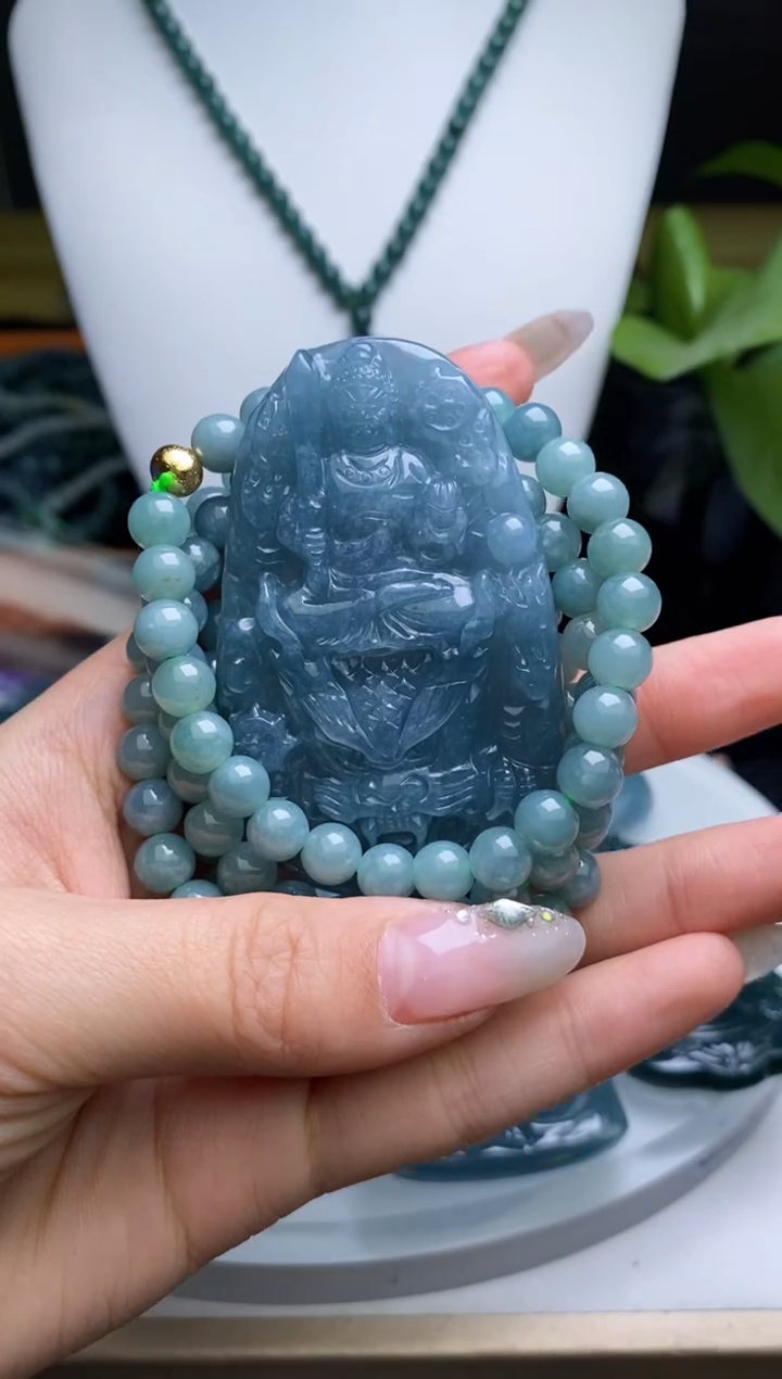【闪购商品】翡翠颈饰未镶嵌          1