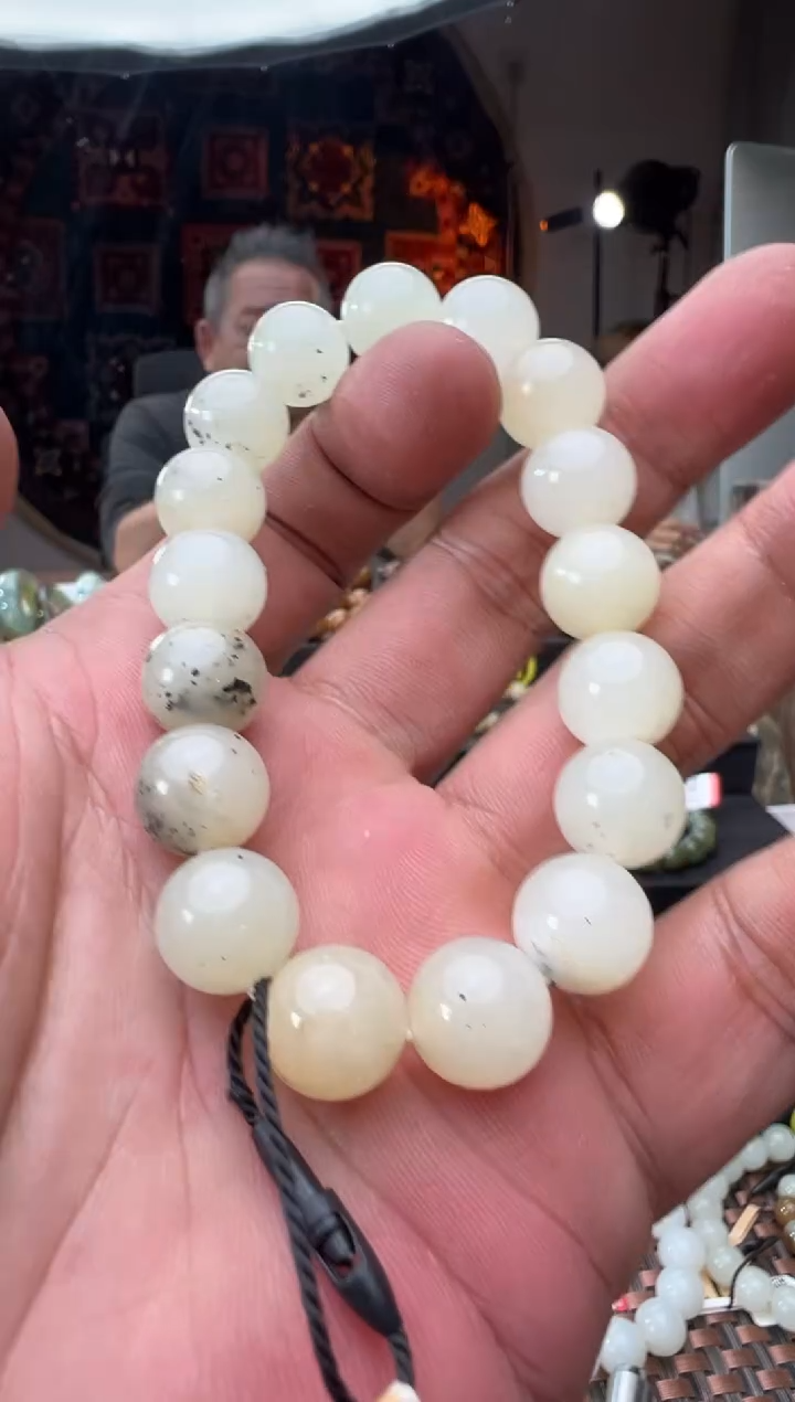 未镶嵌手串和田玉黑山料手串卡12