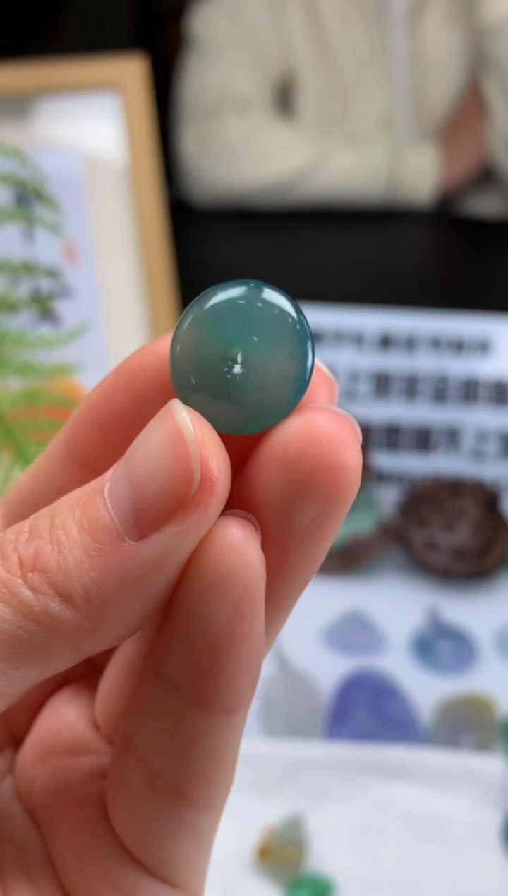 【闪购商品】定制翡翠未镶嵌吊坠-86563