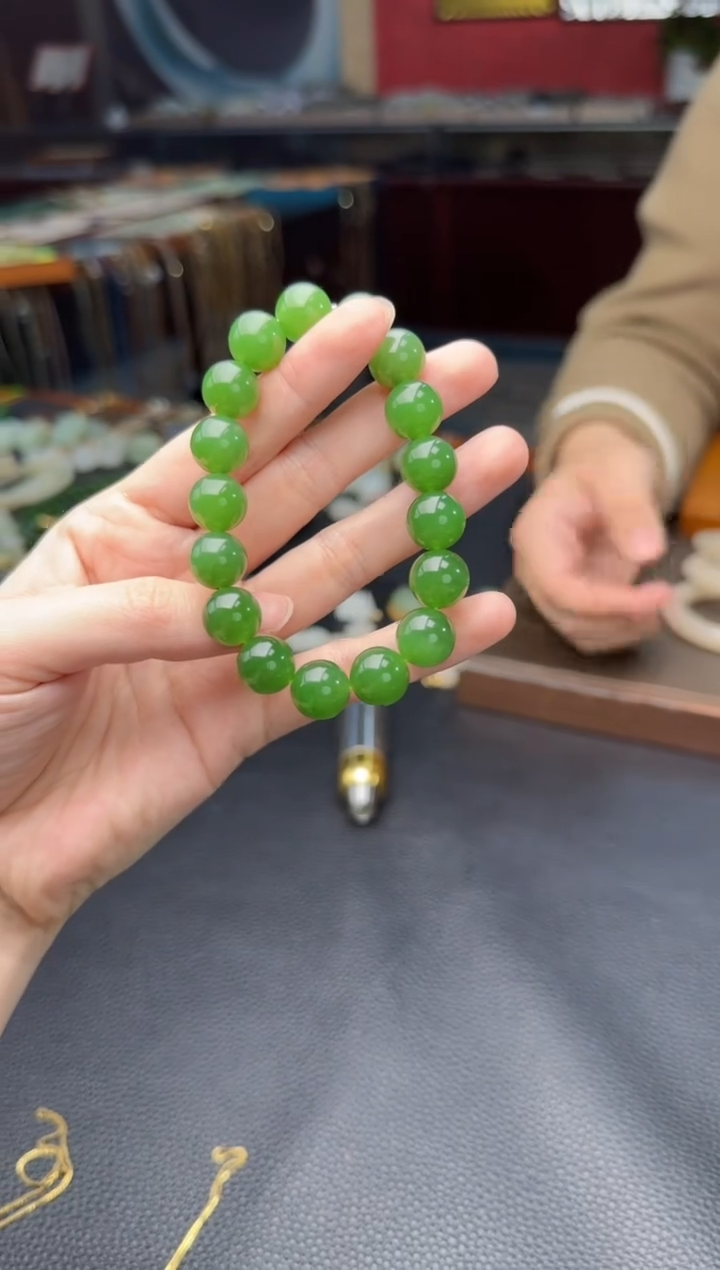 【闪购商品】和田玉手串未镶嵌碧玉单圈手串