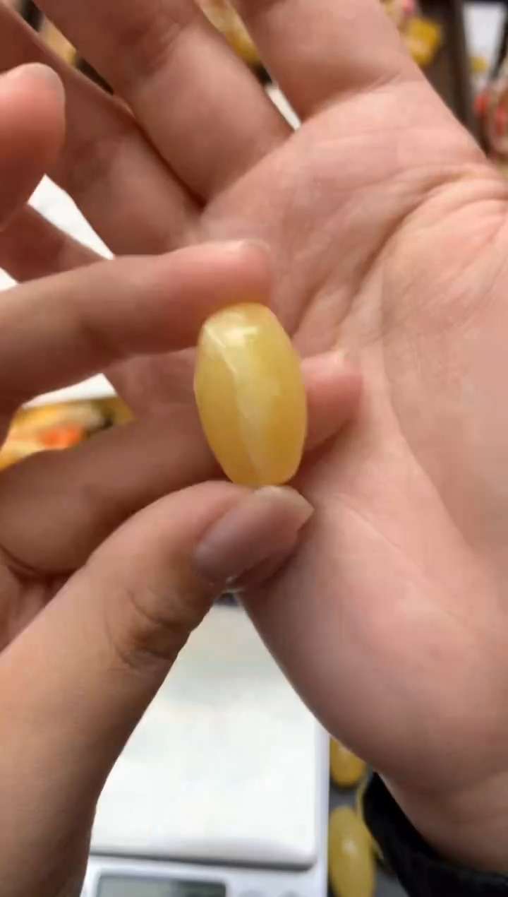 【闪购商品】未镶嵌琥珀珠宝奇石095琥珀蜜蜡花粉有纹小坑介意勿拍