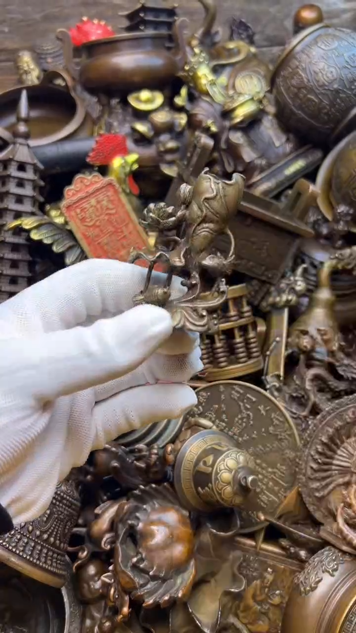 精美铜器，点击下单