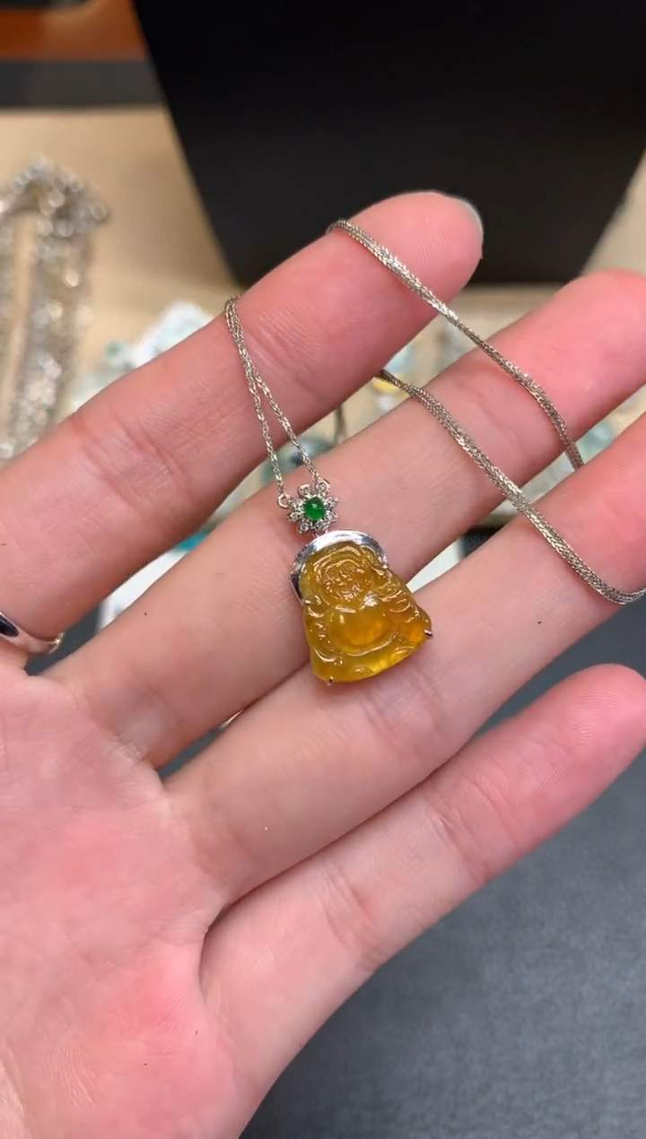 【闪购商品】翡翠颈饰18K金镶嵌财神爷【无服务费】