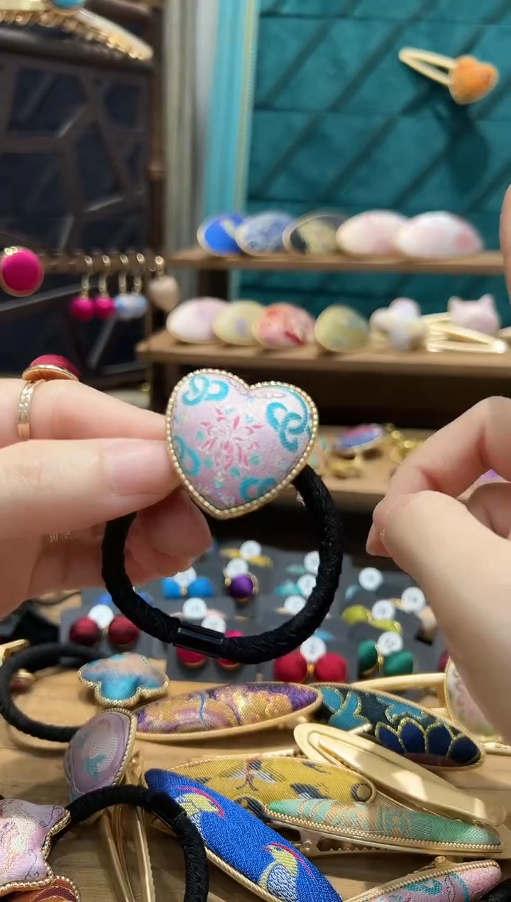 【闪购商品】【孤品车2.15】福寿绵长爱心发绳一个