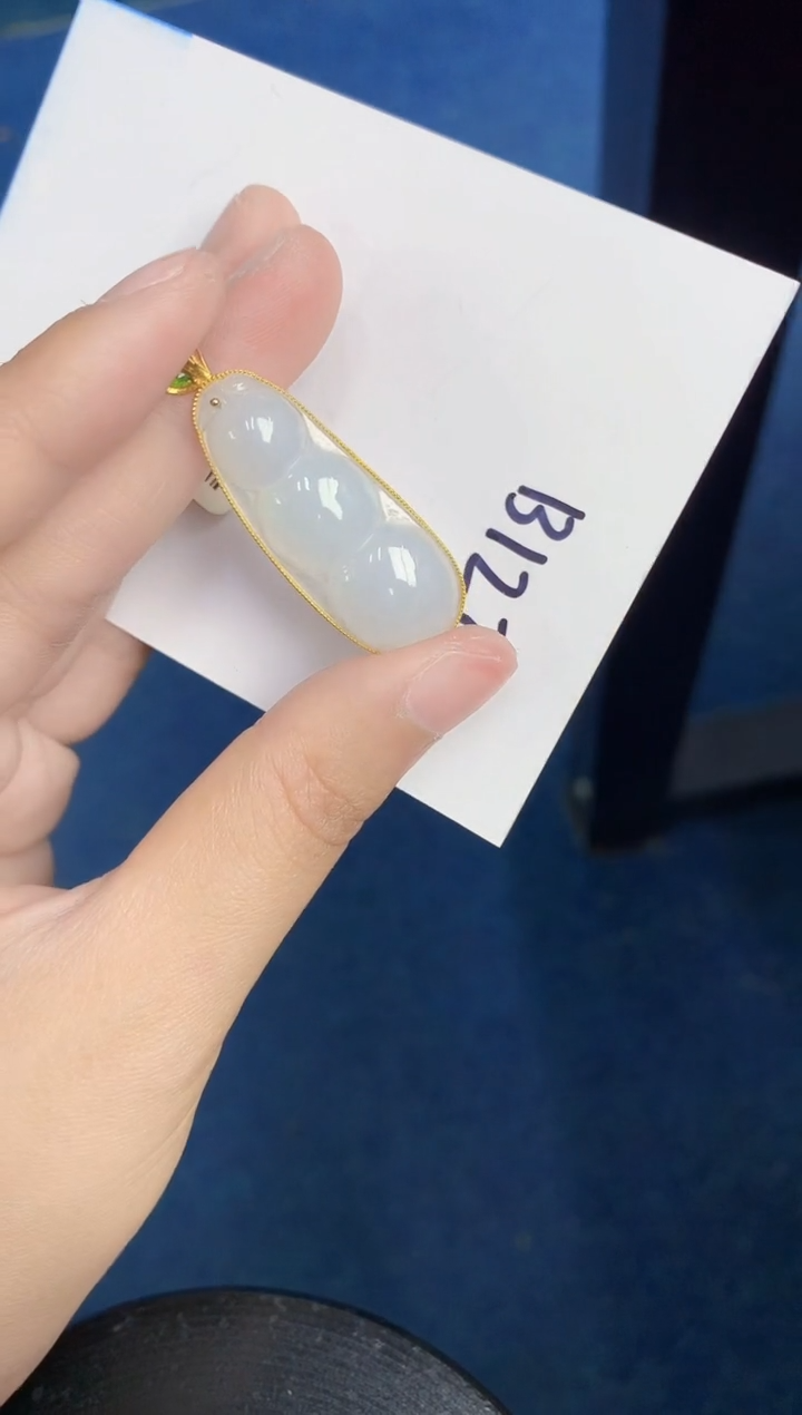 【闪购商品】翡翠18K金镶嵌颈饰000000000