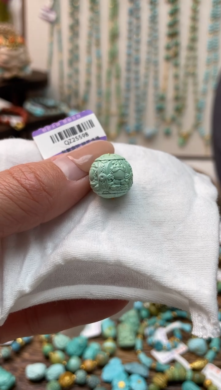 【闪购商品】绿松石雕刻件未镶嵌编号30