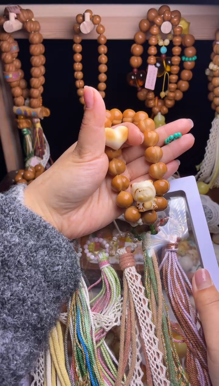 吊坠猴头核桃全品光面柯基牙果心绿跑环牙果多妹三通复古风流苏