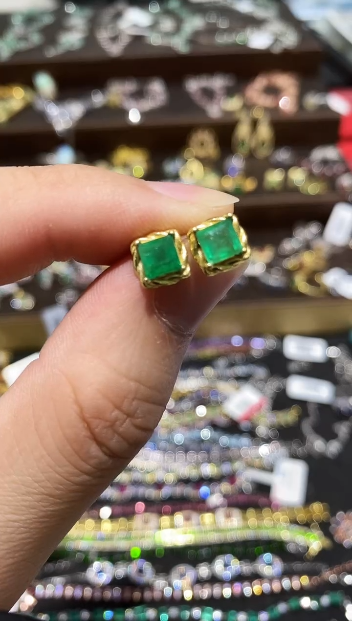 【闪购商品】祖母绿耳饰银S925镶嵌耳饰