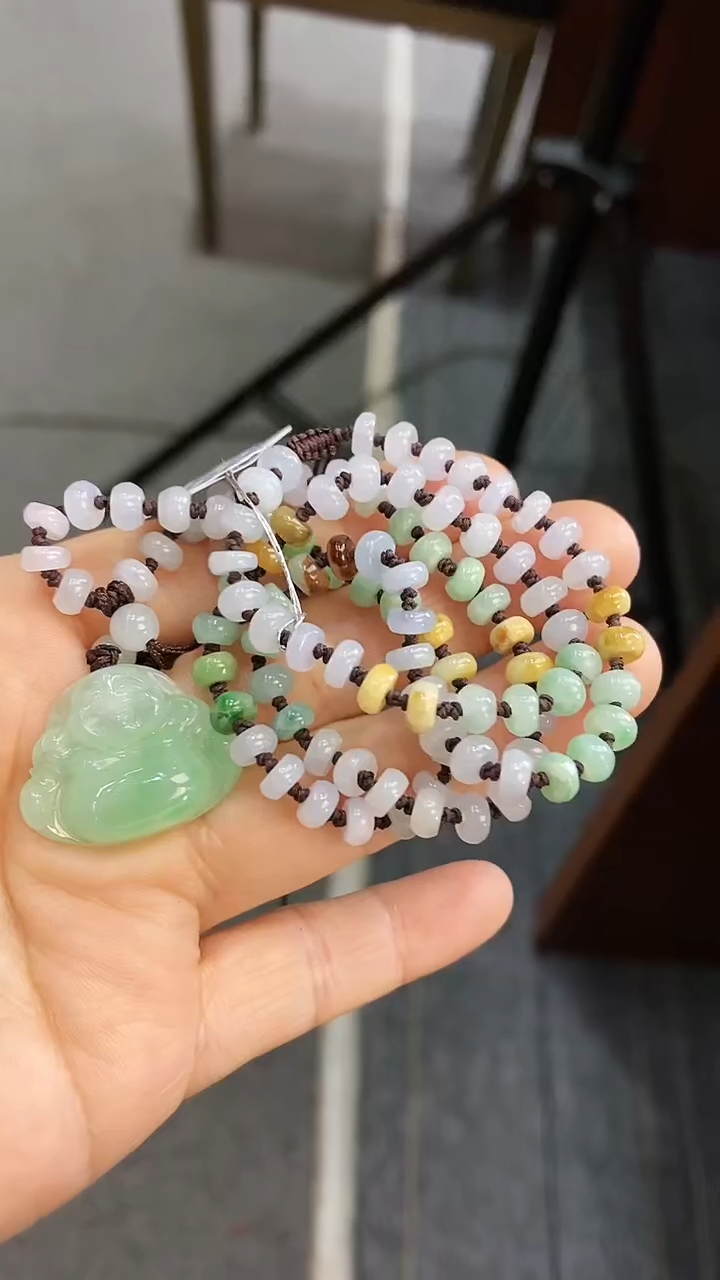 【闪购商品】翡翠颈饰未镶嵌佛公+珠链一套