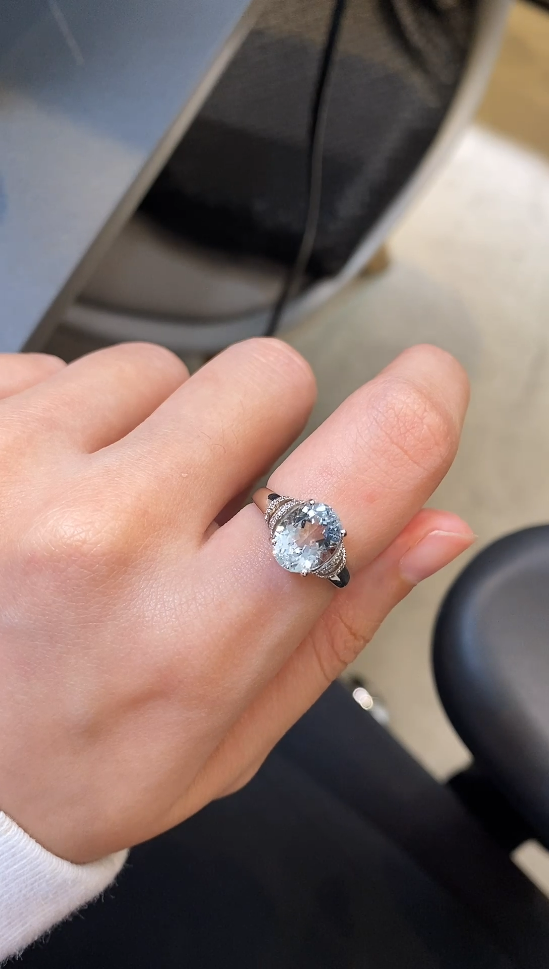 【闪购商品】海蓝宝石戒圈银S925镶嵌 2.03克拉 开播福利