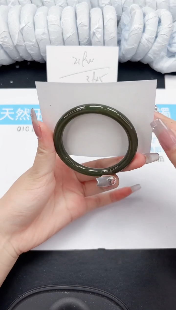 【闪购商品】和田玉手镯未镶嵌403-56