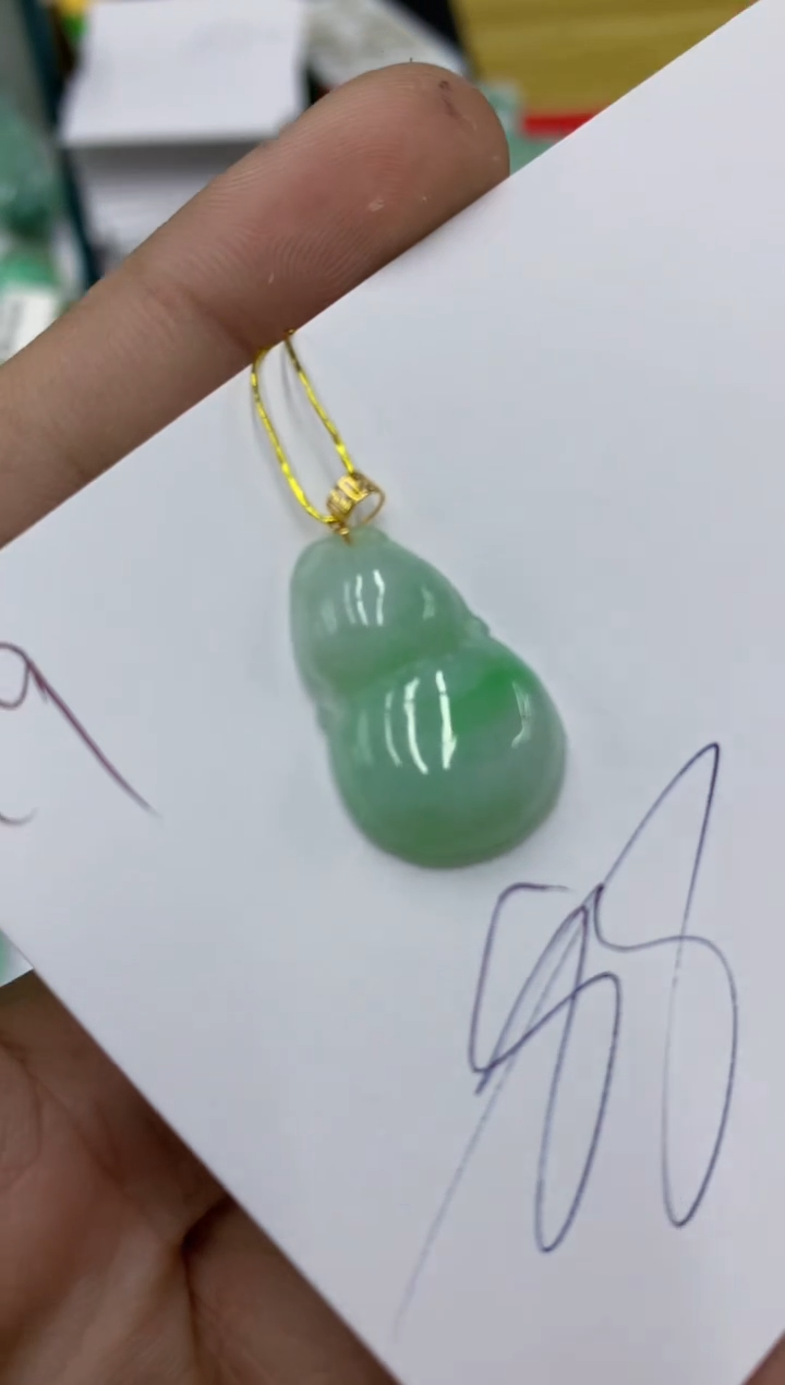 翡翠18K金镶嵌颈饰号链接111111111