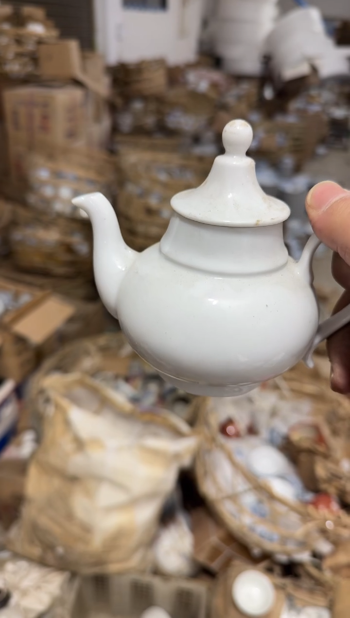 【闪购商品】摆件纯白壶微瑕介意勿拍