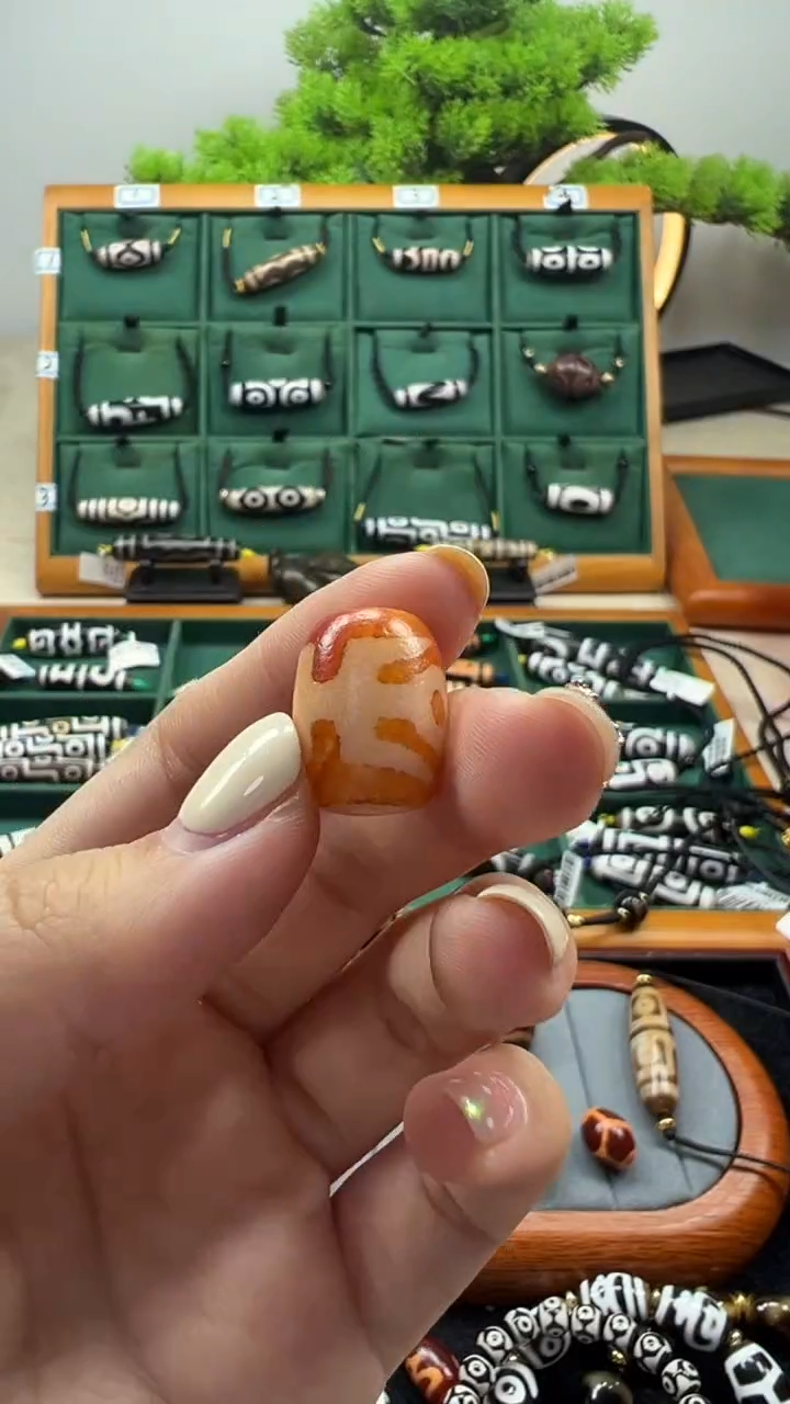 玛瑙/玉髓（覆膜）颈饰未镶嵌35(微瑕随机发货）