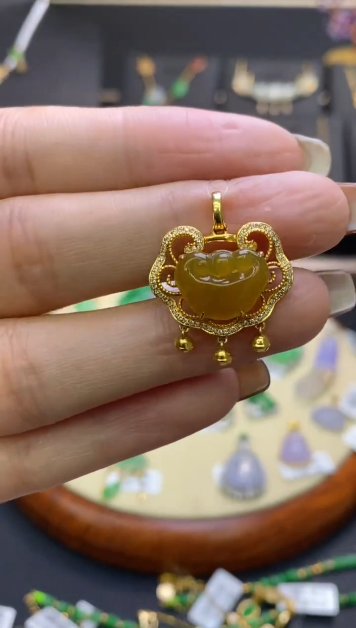 翡翠18K金镶嵌颈饰净货12175