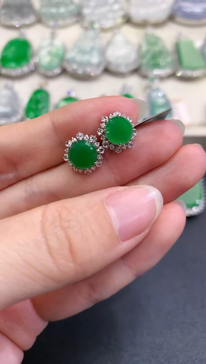 【闪购商品】翡翠耳饰18K金镶嵌C171