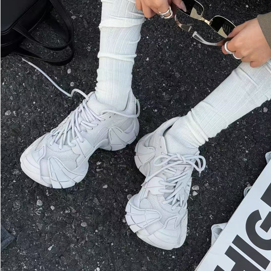 诗歌兰2026春季新款女鞋时尚潮款系带真皮休闲厚底老爹鞋女