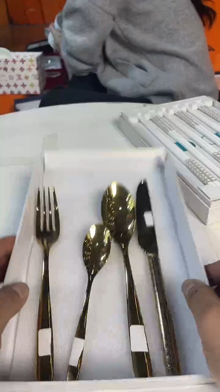 杯鸿辉家品牌瓷器，京东包邮！