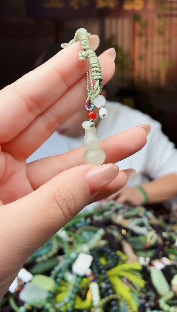 颈饰未镶嵌和田玉拍一发一多样性发货