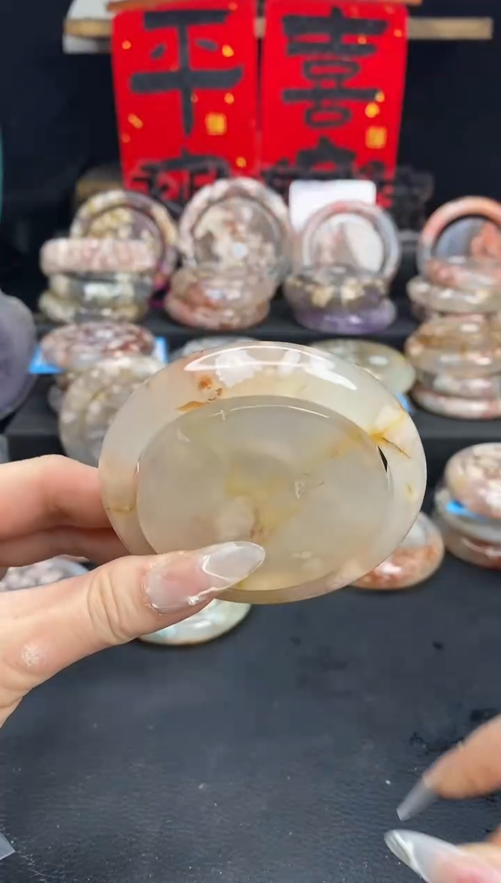 【闪购商品】石英质玉手镯（圆镯）未镶嵌57.8