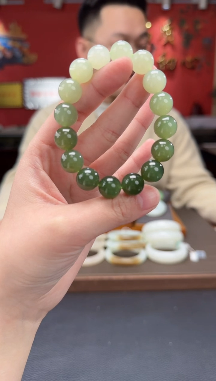 【闪购商品】和田玉手串未镶嵌高冰渐进单圈手串