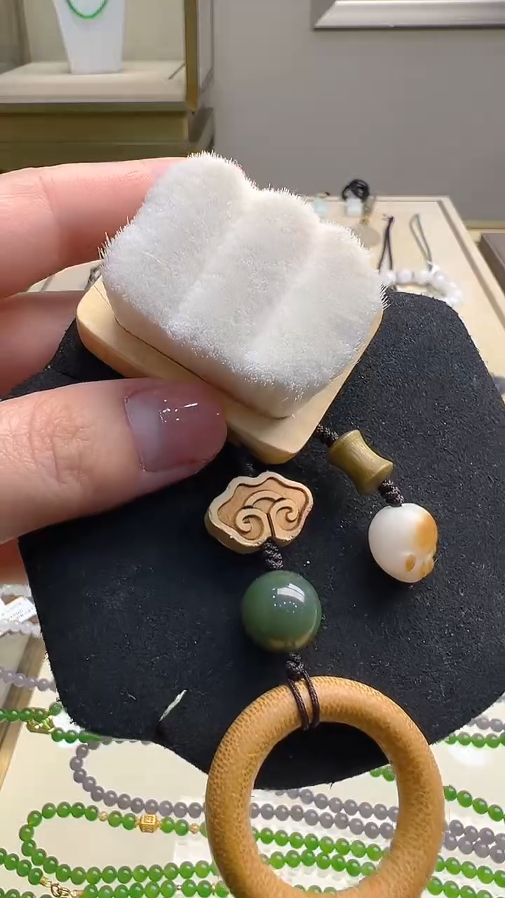 【闪购商品】和田玉挂件未镶嵌多样性发货拍一发一