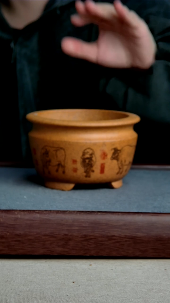 紫砂花盆12*8.5内径尺寸 五牛