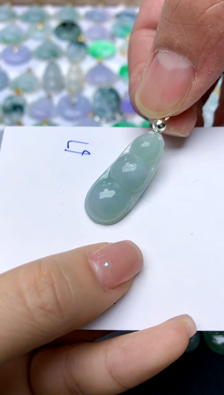 【闪购商品】翡翠颈饰合金67天然A货翡翠