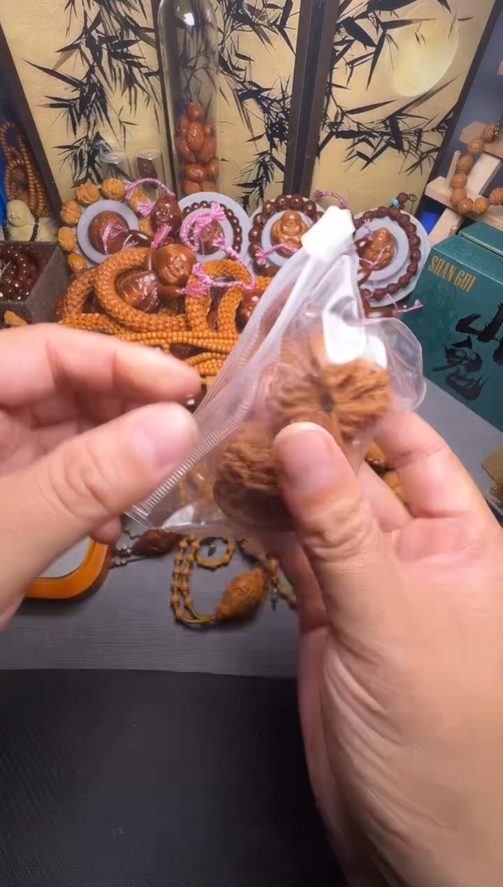 手串橄榄核核桃一对