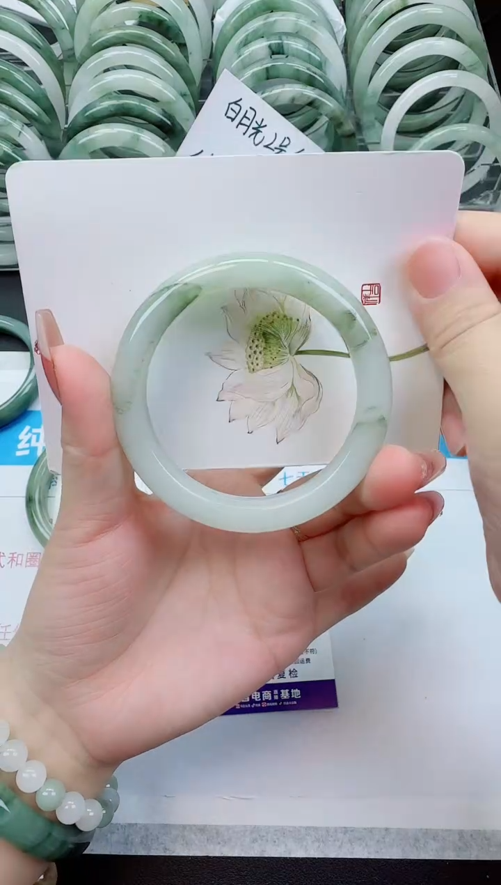 【闪购商品】石英质玉手镯未镶嵌G53号/55-56圈