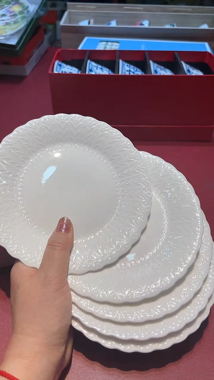 【闪购商品】瓷片锅碗瓢盆一件不剩