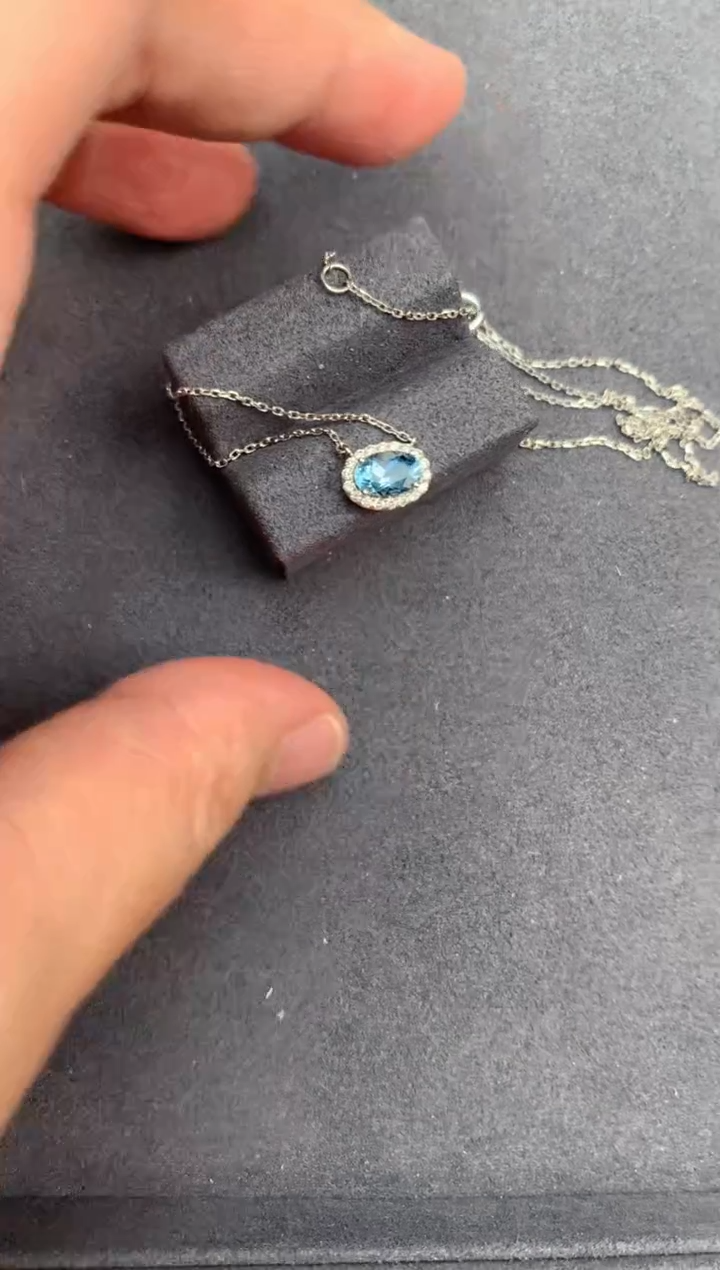 【闪购商品】海蓝宝石颈饰18K金镶嵌海蓝宝项链