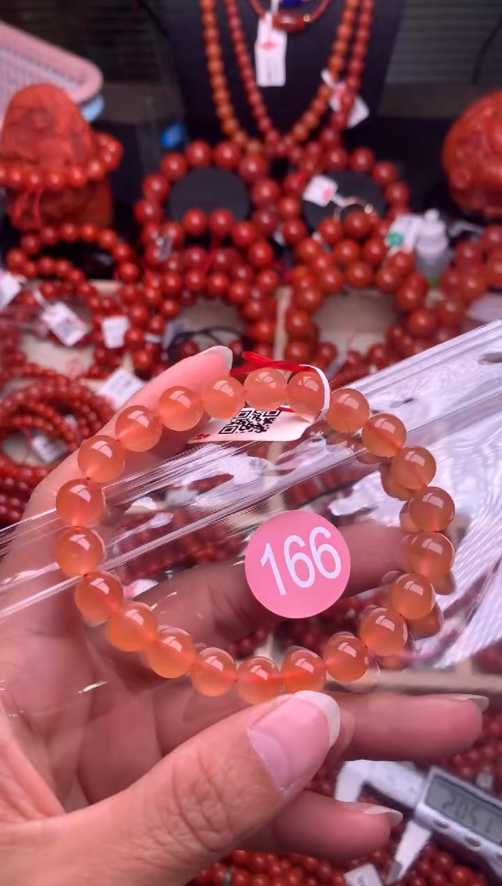 【闪购商品】南红玛瑙珠宝奇石未镶嵌166-8